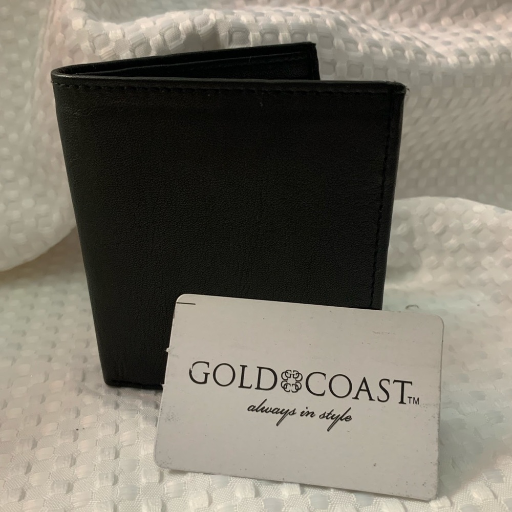 Gold Coast leather wallet NEW